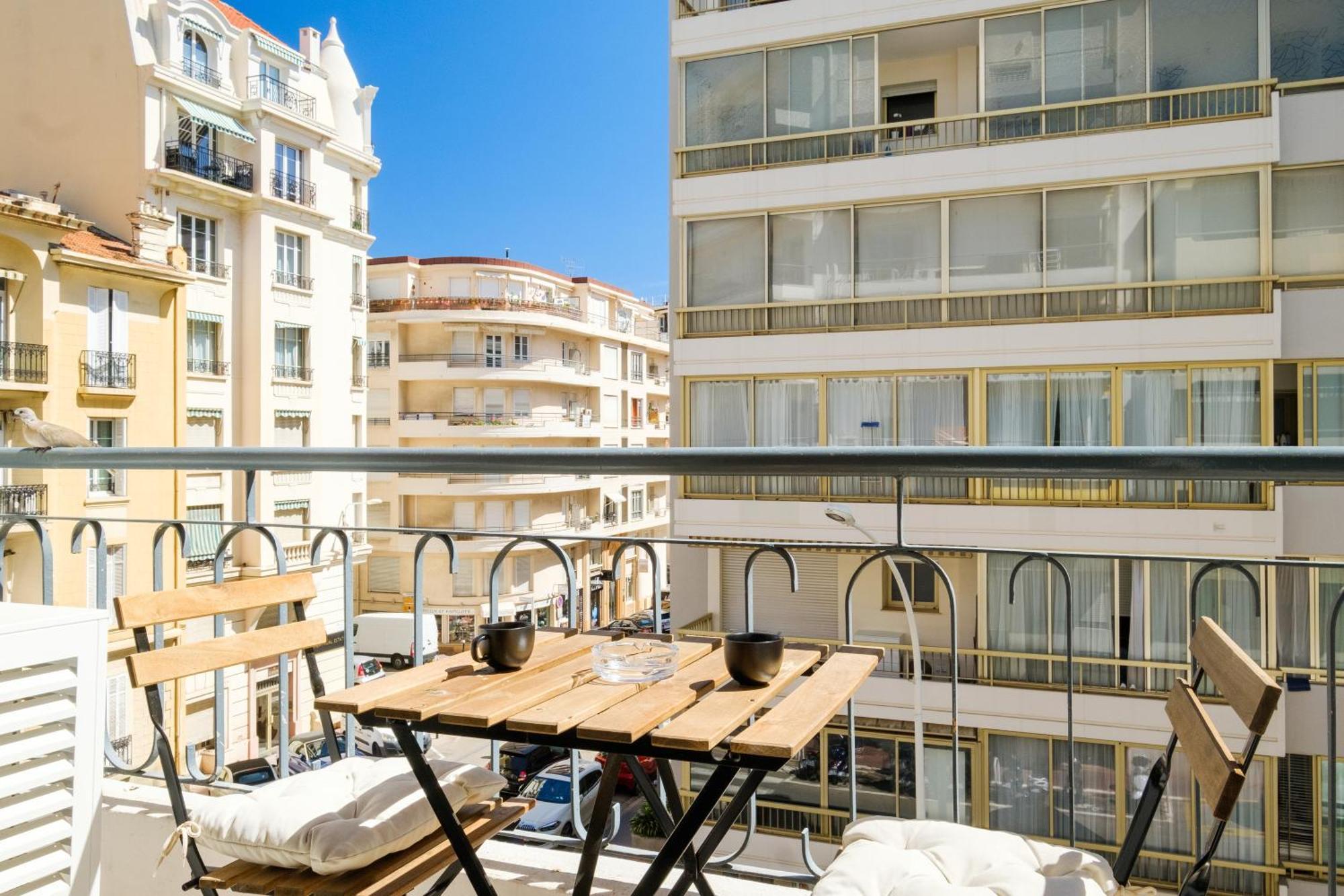 Le Versailles Coeur De Cannes Apartment Exterior photo